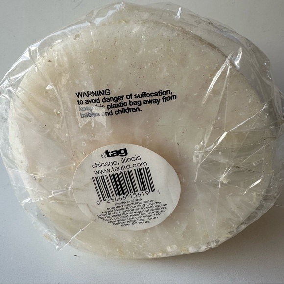 Scented Wedding Cake Candle 3-Tier Glitter Pearls New In Wrap 50hr - Picture 3 of 9